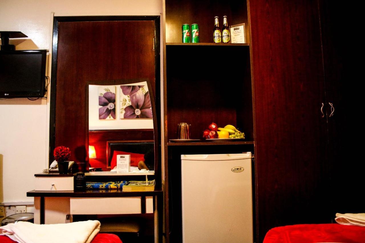 Karoon Hotel Dubai Eksteriør bilde